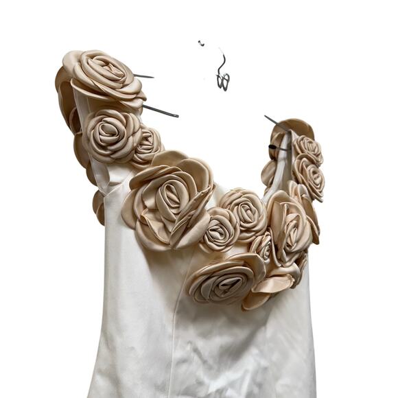 NEW Atoir REVOLVE Rosalie Gold Cream Mini Dress Sze 4 Rosette Off Shoulder Ivory - Picture 3 of 16